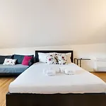 Guestready - Cathedral Design Apartments